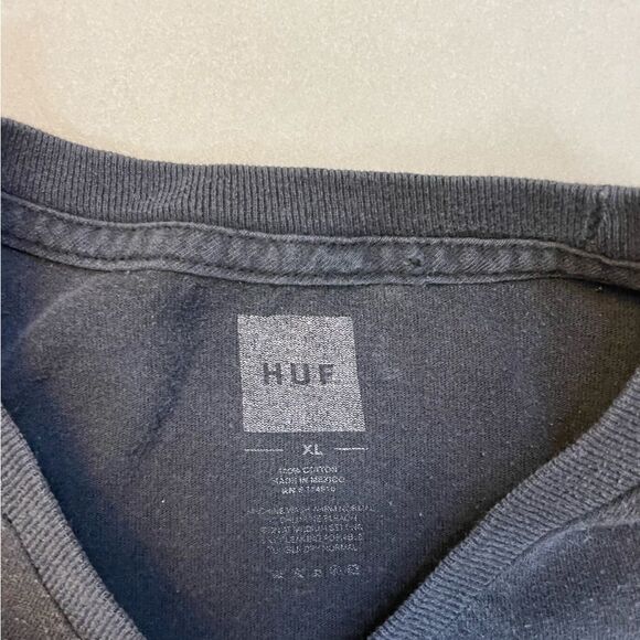 HUF Spitfire Graphic Embroidered Logo T-shirt Men XL Short Sleeve - Picture 8 of 9